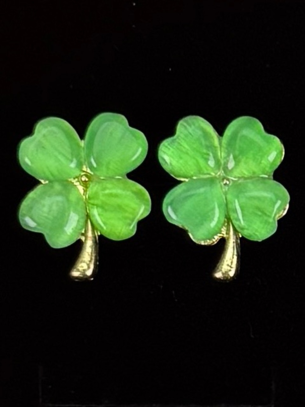 Vintage Green Clover festive St. Patrick’s Day good luck pierced Earrings